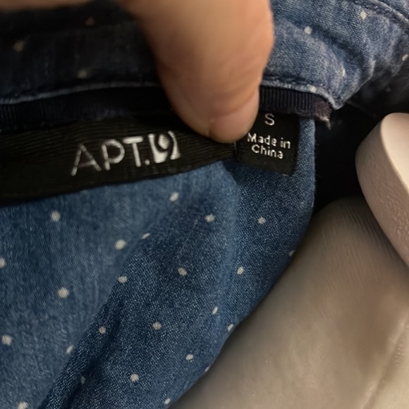 💜Apt. 9 cure long sleeve button down blouse.💜 - Picture 6 of 6